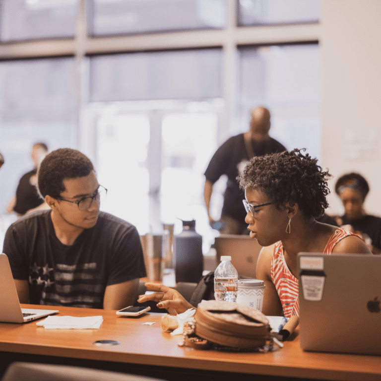 Here Are 6 Ways Startups And Small Businesses Are Different Geekdom